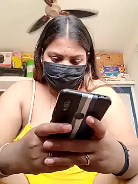 Hotmilfxox online show from January 25, 8:10 am