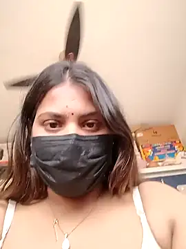 Hotmilfxox online show from January 24, 12:31 pm