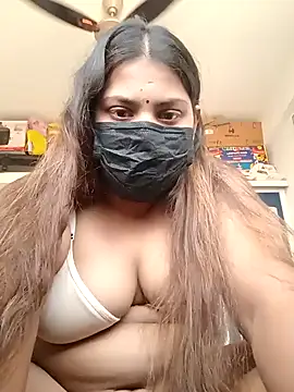 Hotmilfxox online show from January 26, 8:36 am