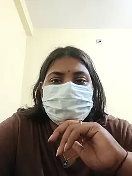 Hotmilfxox online show from April 7, 4:42 pm