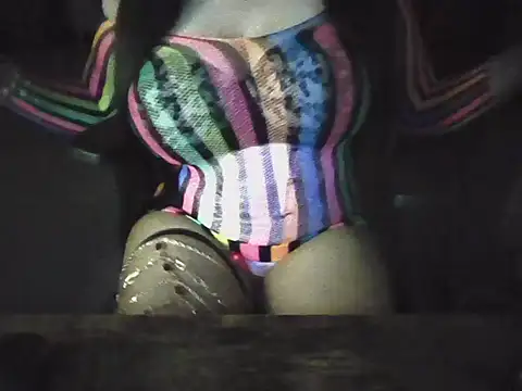 JulieJoe  online show from October 29, 4:39 pm