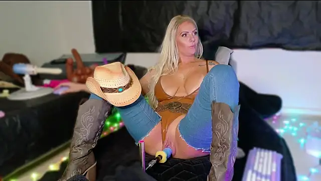 Luscious angell online show from April 26, 10:23 am