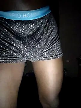 stephbig777 online show from December 18, 9:18 pm