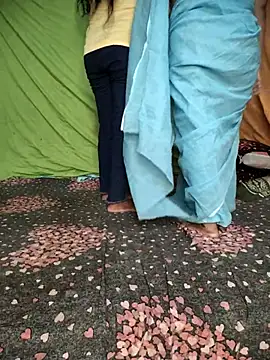 Snapshot of Desi_Best_Anal chatting on September 30, 4:13 pm Desi Best Anal online show from September 30, 4:13 pm