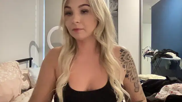 bootydollbaby online show from July 19, 7:17 am