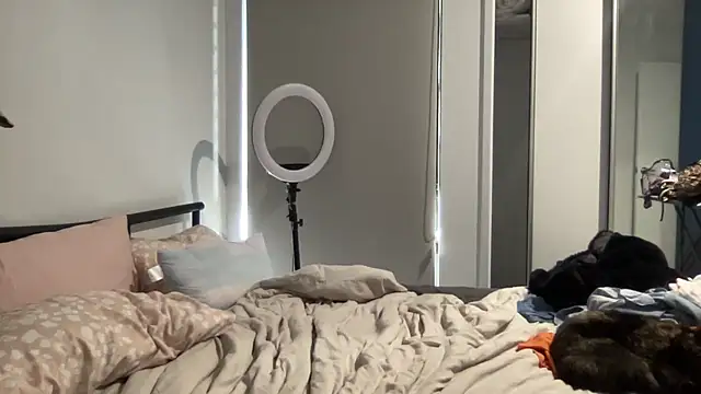 bootydollbaby online show from July 24, 4:30 am
