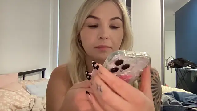 bootydollbaby online show from July 28, 2:08 am