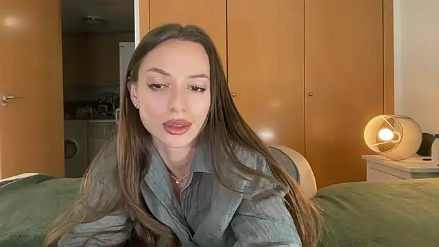 Snapshot of SweetTits26 chatting on May 6, 12:47 am SweetTits26 online show from May 6, 12:47 am