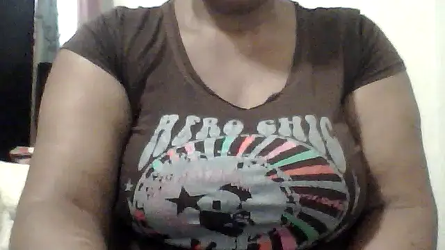 Snapshot of Glenorecornomaza chatting on November 21, 10:36 am Glenorecornomaza online show from November 21, 10:36 am