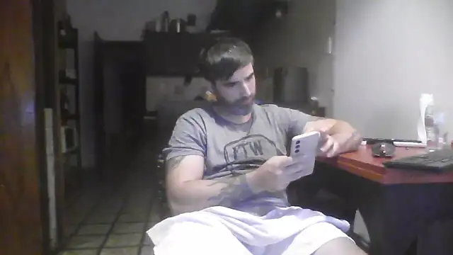 ozzypsico13 online show from March 25, 1:17 am