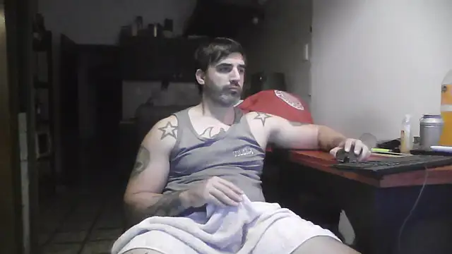 ozzypsico13 online show from April 12, 1:20 am