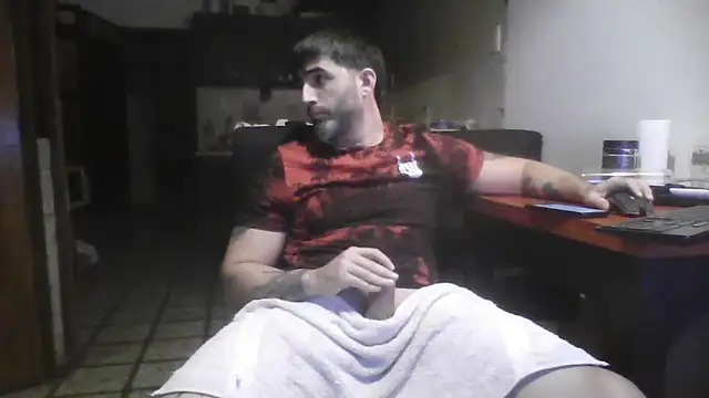 Snapshot of ozzypsico13 chatting on November 20, 11:14 pm ozzypsico13 online show from November 20, 11:14 pm