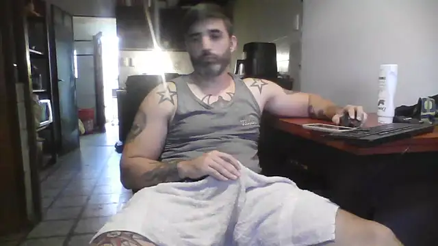 ozzypsico13 online show from April 4, 6:58 pm