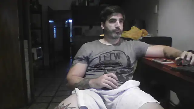 ozzypsico13 online show from April 17, 9:17 pm