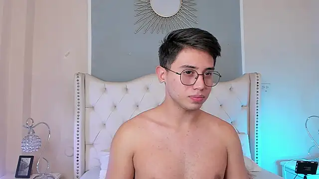 Brandonn Millerr online show from February 8, 12:49 am