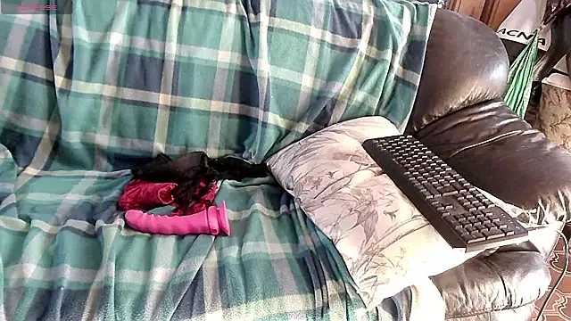 LauraMonolo online show from April 15, 6:08 am