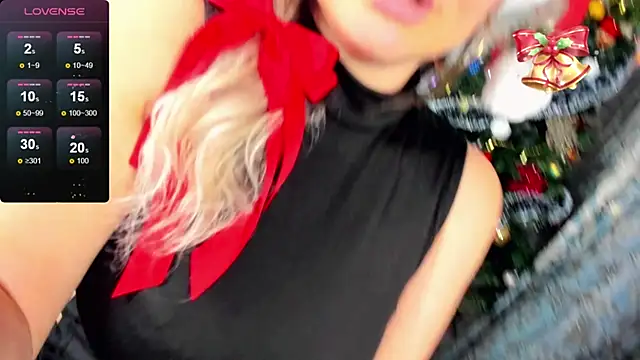 candy queeen online show from December 26, 8:32 pm