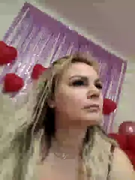 candy queeen online show from February 14, 12:14 pm