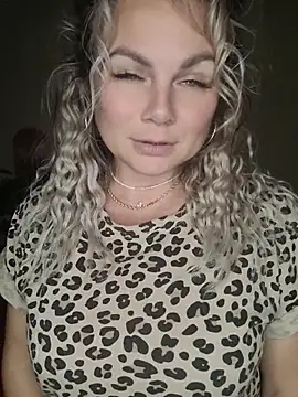 candy queeen online show from July 2, 6:58 pm