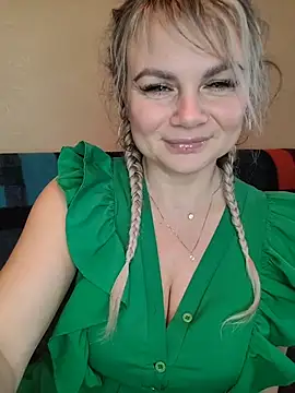 candy queeen online show from December 2, 8:27 am