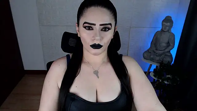 GODDESS EVANS online show from October 17, 3:14 pm