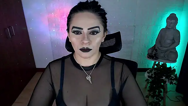 GODDESS EVANS online show from May 12, 1:13 am