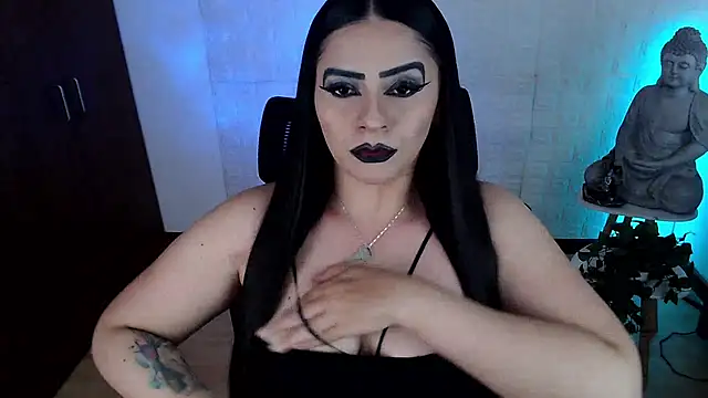 GODDESS EVANS online show from May 25, 9:35 pm