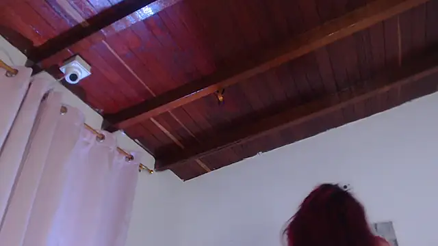Snapshot of Amara_Red chatting on July 7, 11:25 am Amara Red online show from July 7, 11:25 am