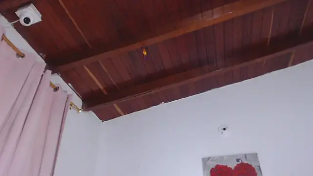 Amara Red online show from November 27, 11:10 am