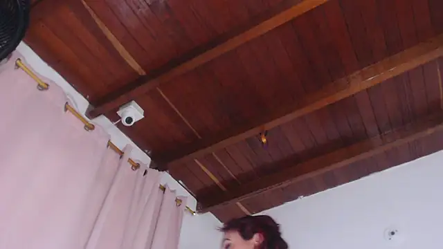 Amara Red online show from December 3, 11:20 am