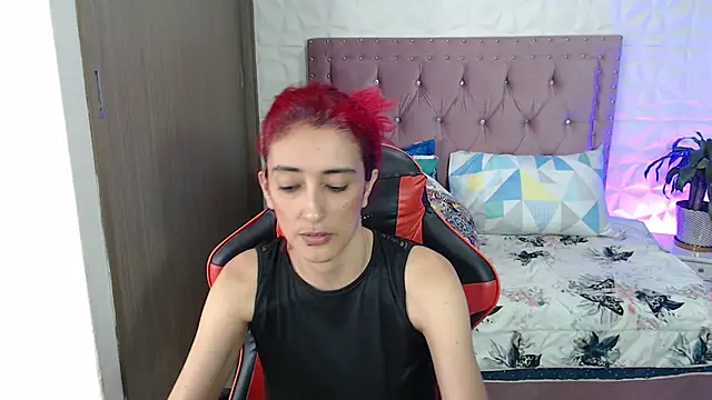 Snapshot of Ruby_Your_Milf chatting on March 14, 11:53 pm Ruby Your Milf online show from March 14, 11:53 pm