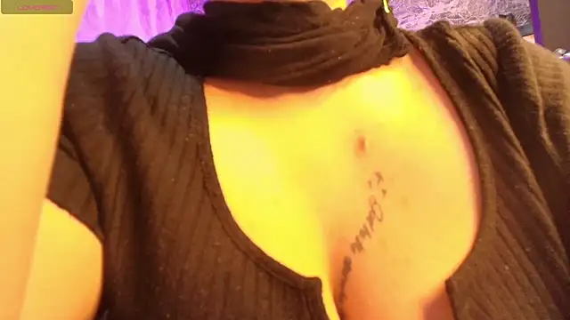 loren tits24 online show from February 18, 9:55 pm