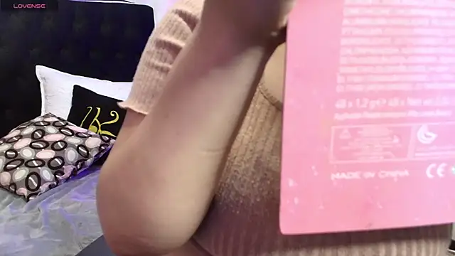 loren tits24 online show from March 18, 9:04 pm