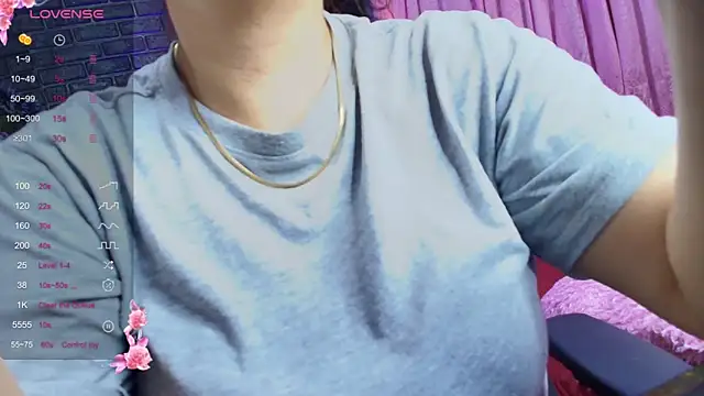 loren tits24 online show from December 17, 7:19 pm