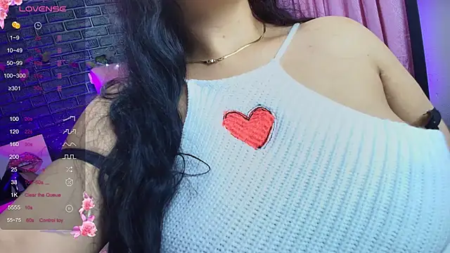 Snapshot of loren_tits24 chatting on November 23, 9:25 pm loren tits24 online show from November 23, 9:25 pm