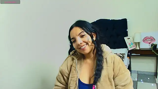 Snapshot of loren_tits24 chatting on May 25, 4:12 am loren tits24 online show from May 25, 4:12 am