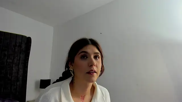 AnnyCherry  online show from April 10, 1:45 am