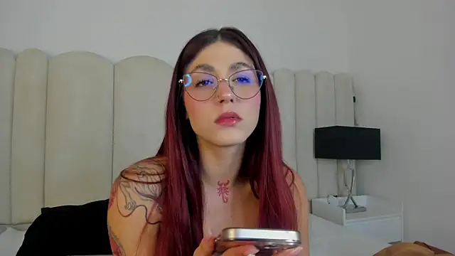Snapshot of AnnyCherry_ chatting on September 26, 11:22 pm AnnyCherry online show from September 26, 11:22 pm
