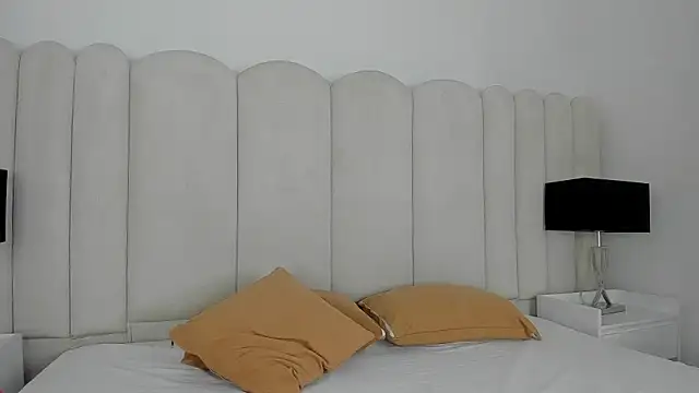 AnnyCherry  online show from May 9, 12:36 am