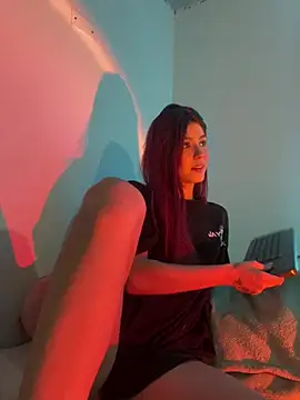 Snapshot of AnnyCherry_ chatting on February 4, 4:15 am AnnyCherry online show from February 4, 4:15 am