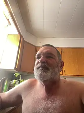 Frenchpoo online show from February 13, 1:33 pm