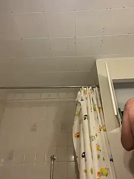 Frenchpoo online show from March 2, 12:00 am