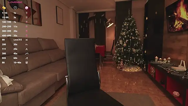 Snapshot of Golden_Rosse chatting on December 11, 1:37 am Golden Rosse online show from December 11, 1:37 am