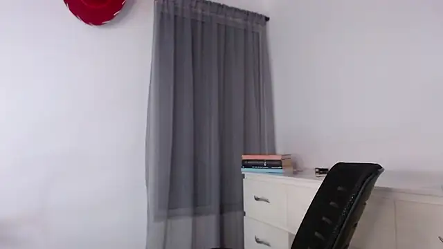 melody  bleir online show from March 14, 6:41 am