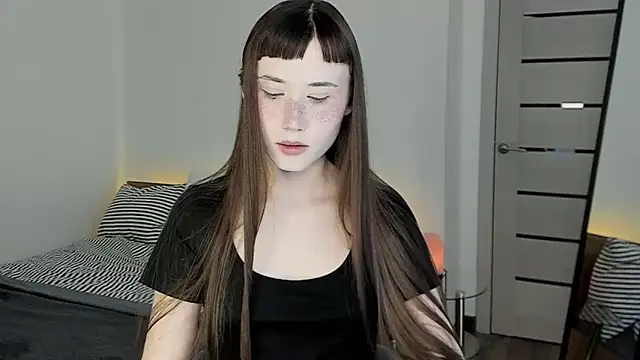 Snapshot of Stella_Sunny chatting on May 5, 3:48 pm Stella Sunny online show from May 5, 3:48 pm