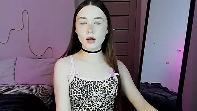 Stella Sunny online show from January 13, 5:06 pm