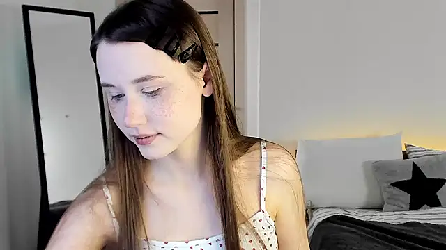 Stella Sunny online show from February 17, 7:38 am