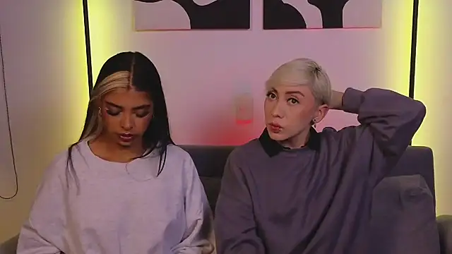 Snapshot of jane_hart_ chatting on March 5, 12:05 am jane hart online show from March 5, 12:05 am