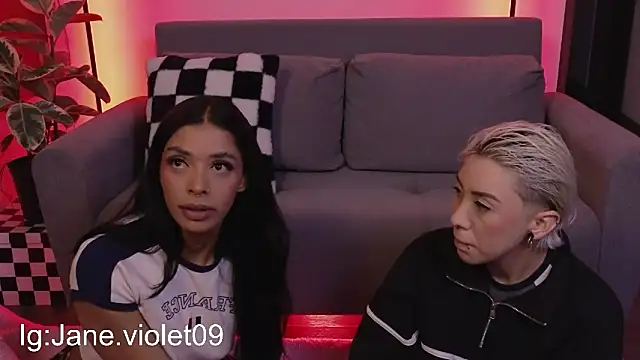 Snapshot of jane_hart_ chatting on October 21, 12:21 am jane hart online show from October 21, 12:21 am