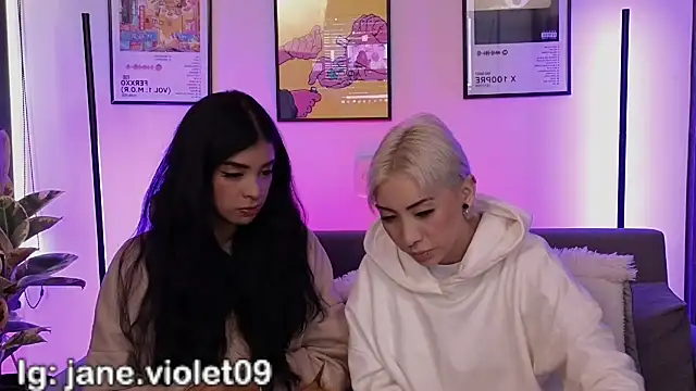 Snapshot of jane_hart_ chatting on December 3, 1:10 pm jane hart online show from December 3, 1:10 pm